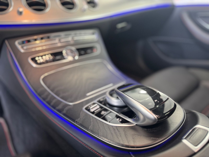 Mercedes-Benz E 53 AMG T-Modell 4Matic+ *Distronic*AHK*Pano* — photo 15