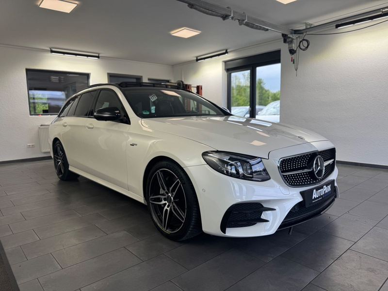 Mercedes-Benz E 53 AMG T-Modell 4Matic+ *Distronic*AHK*Pano* — photo 4