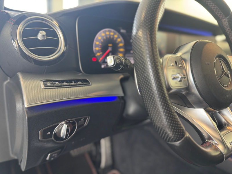 Mercedes-Benz E 53 AMG T-Modell 4Matic+ *Distronic*AHK*Pano* — photo 13