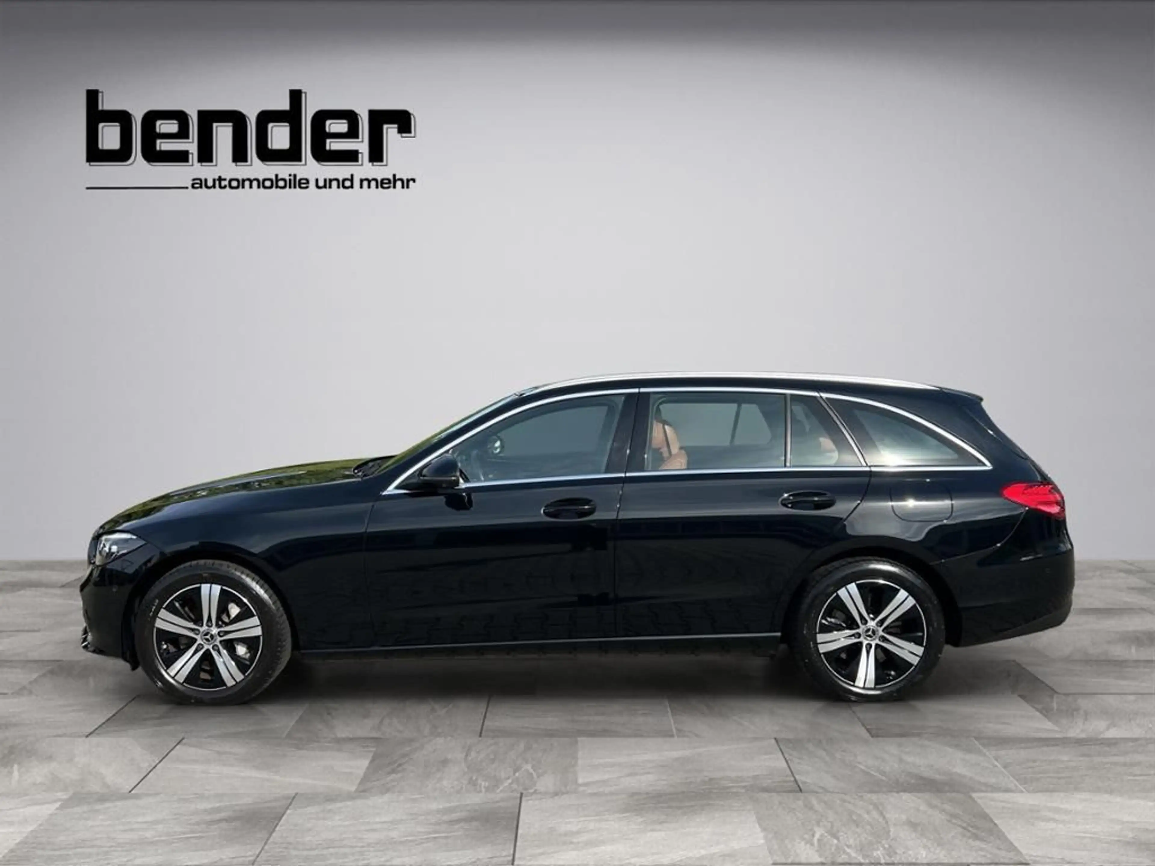 Mercedes-Benz C 300 e T *AHK*DISTRONIC*360°*LED* — photo 2