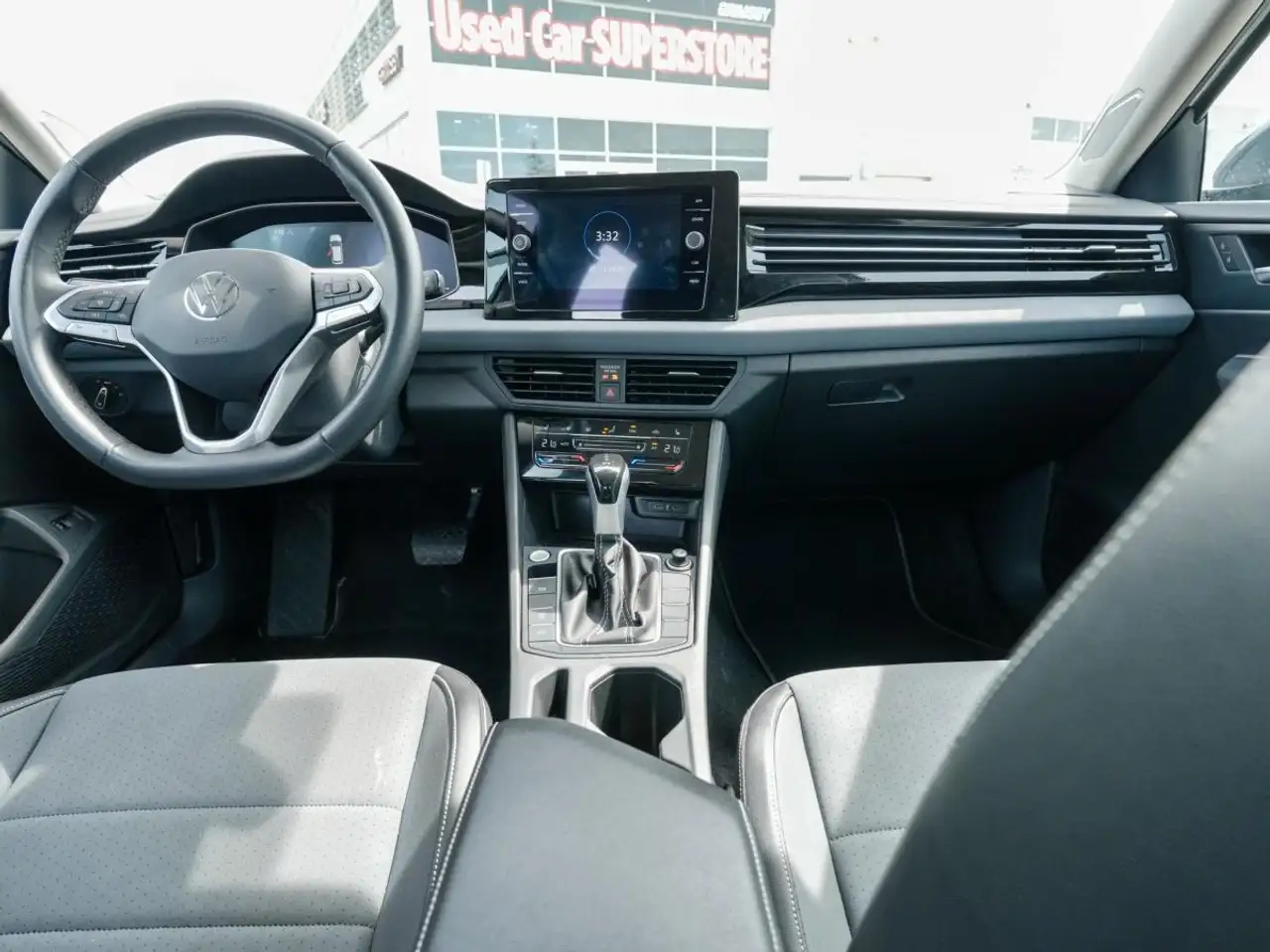 Volkswagen Jetta снимка Volkswagen Jetta