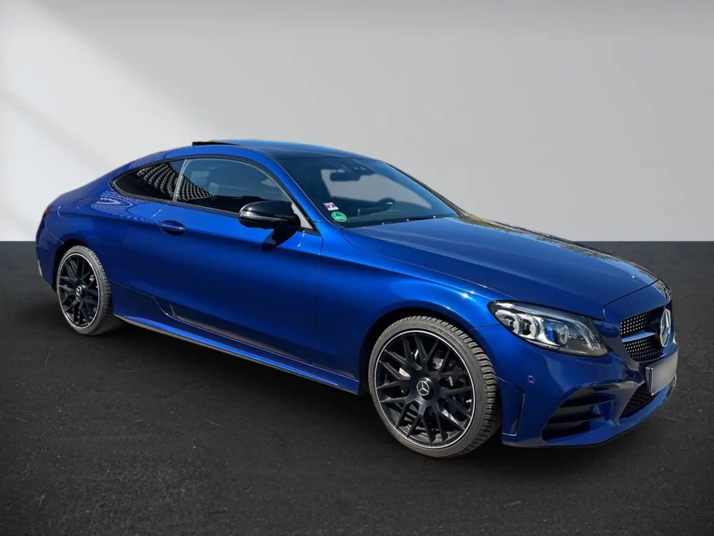Mercedes-Benz C 200 Coupe 9G-TRONIC AMG Line Pano Burmester 360° - 2