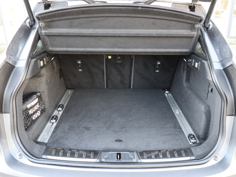 Jaguar F-Pace D200 S AWD Schiebedach, el. AHK, 12,3" TFT Inst... — photo 10