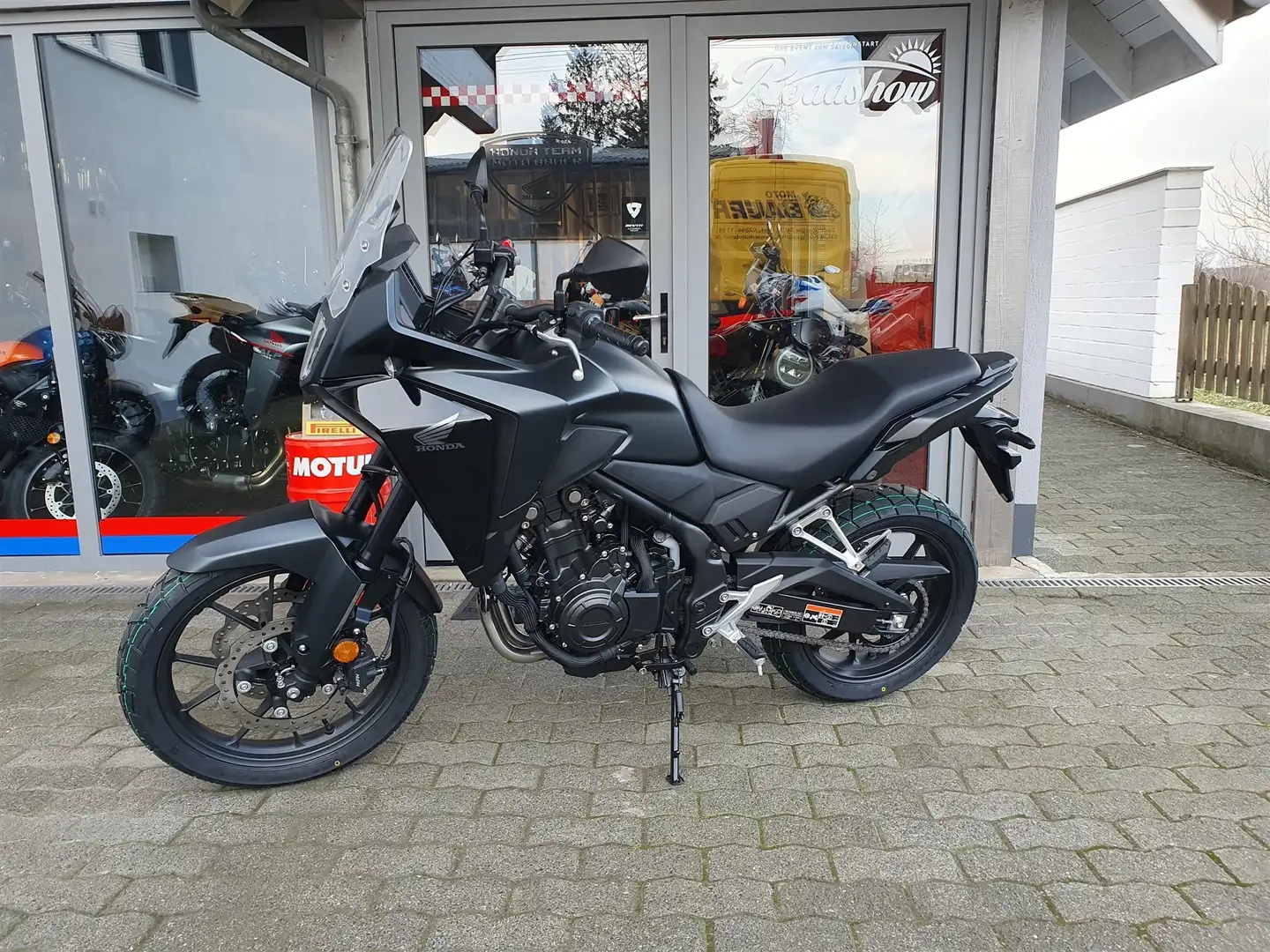 Honda NX 500 in schwarz auf Lager Noir - 2