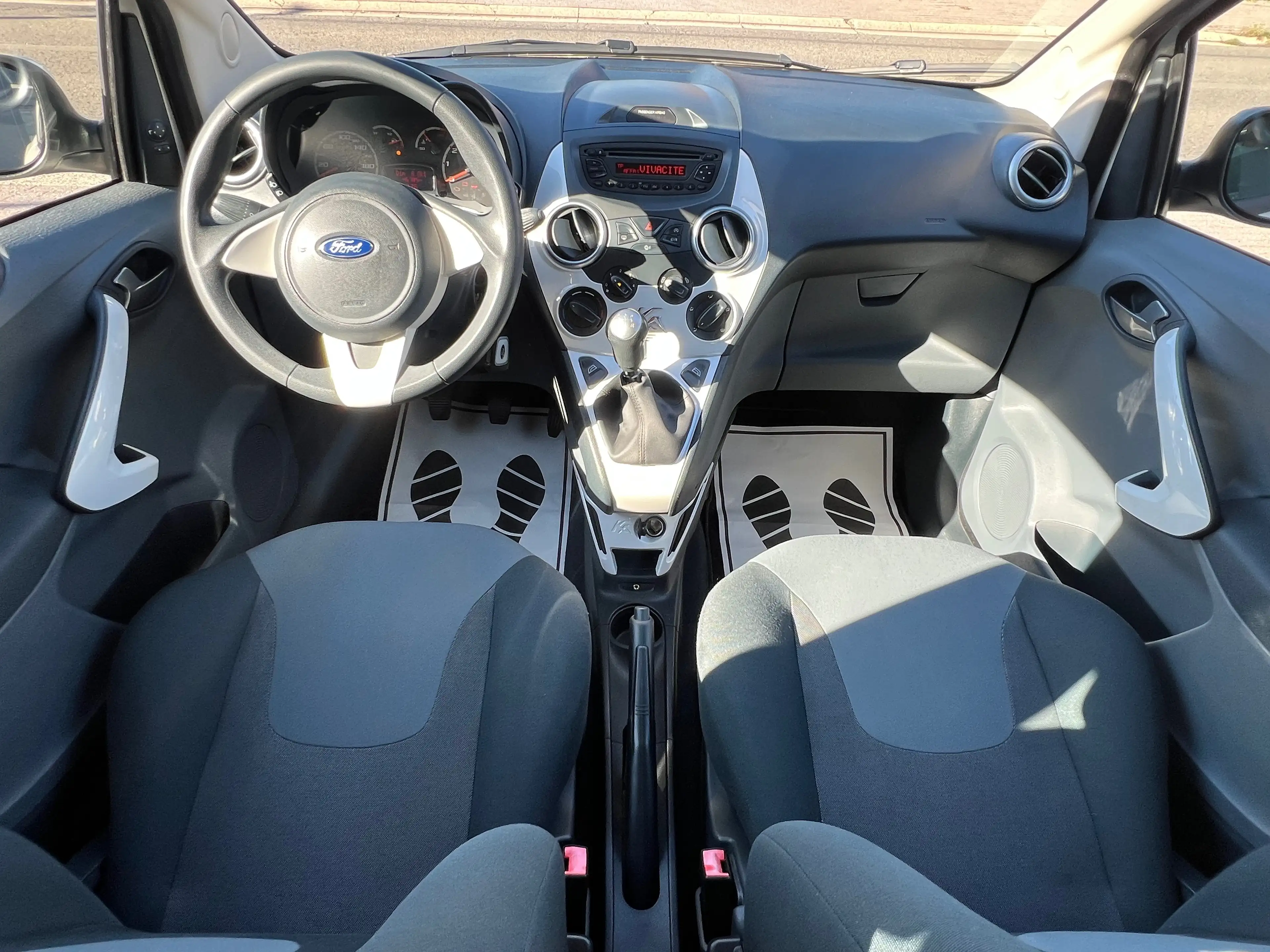 Ford Ka/Ka+ 1.2i* AC* 1PROP* 46000 KM* GARANTIE 12M !!! — photo 8