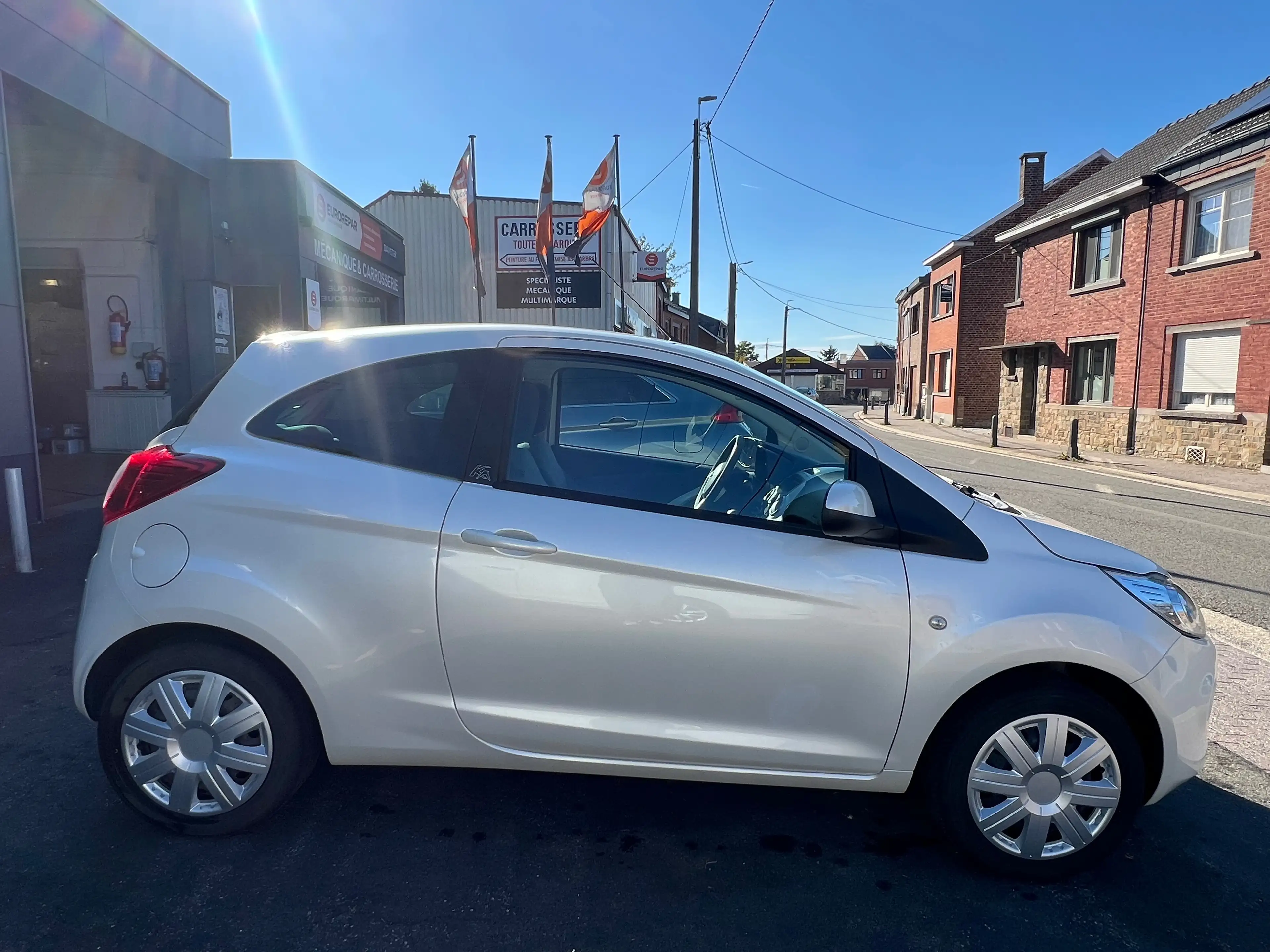 Ford Ka/Ka+ 1.2i* AC* 1PROP* 46000 KM* GARANTIE 12M !!! — photo 3