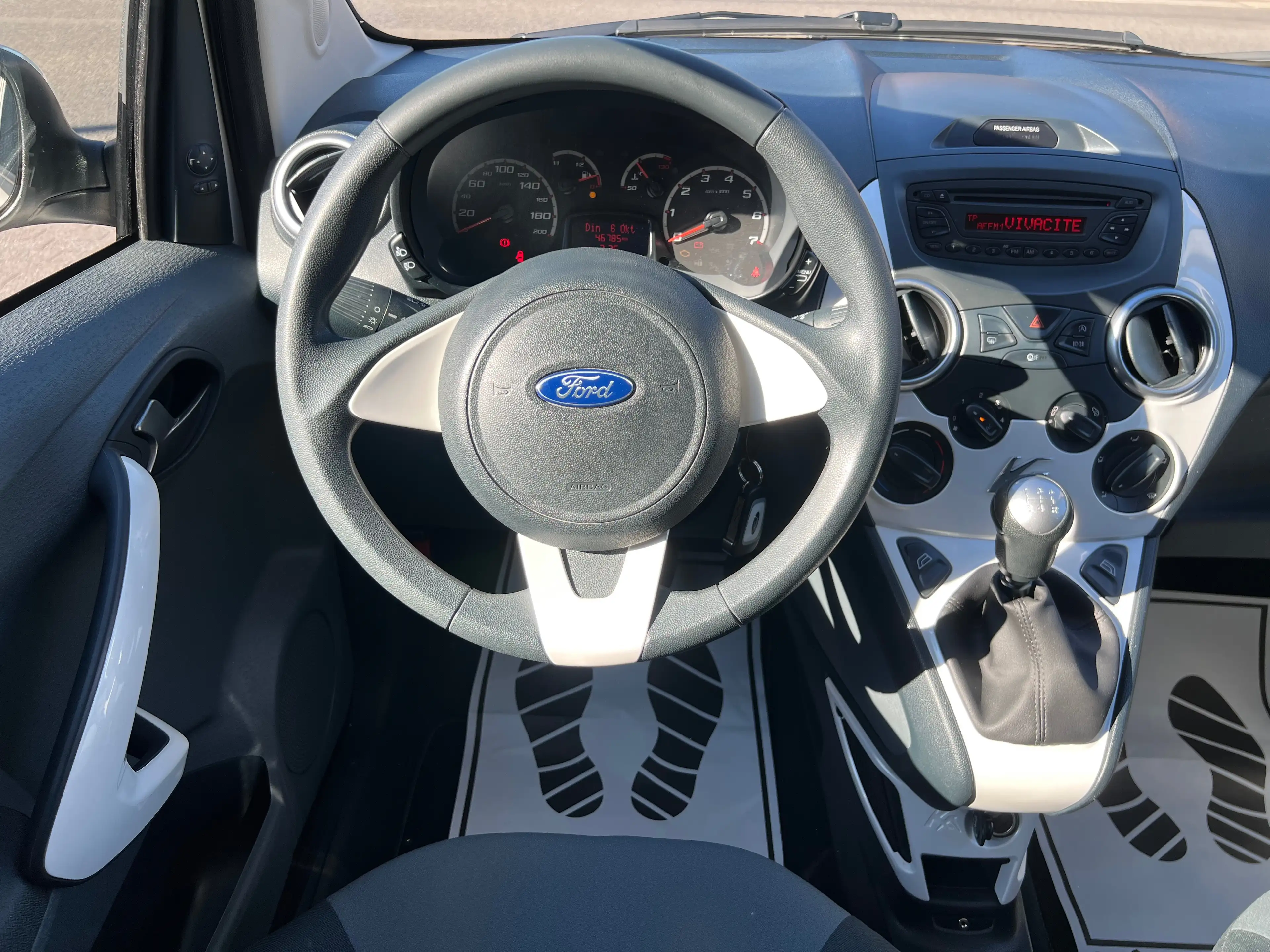 Ford Ka/Ka+ 1.2i* AC* 1PROP* 46000 KM* GARANTIE 12M !!! — photo 9