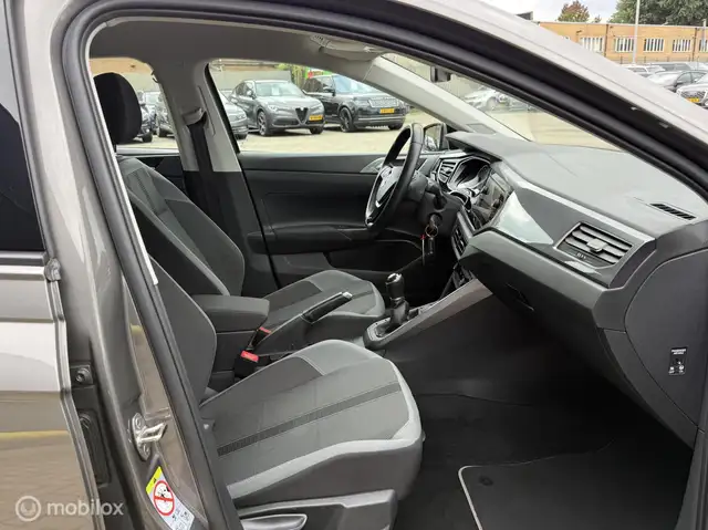Volkswagen Polo view 15