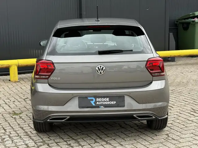 Volkswagen Polo view 9