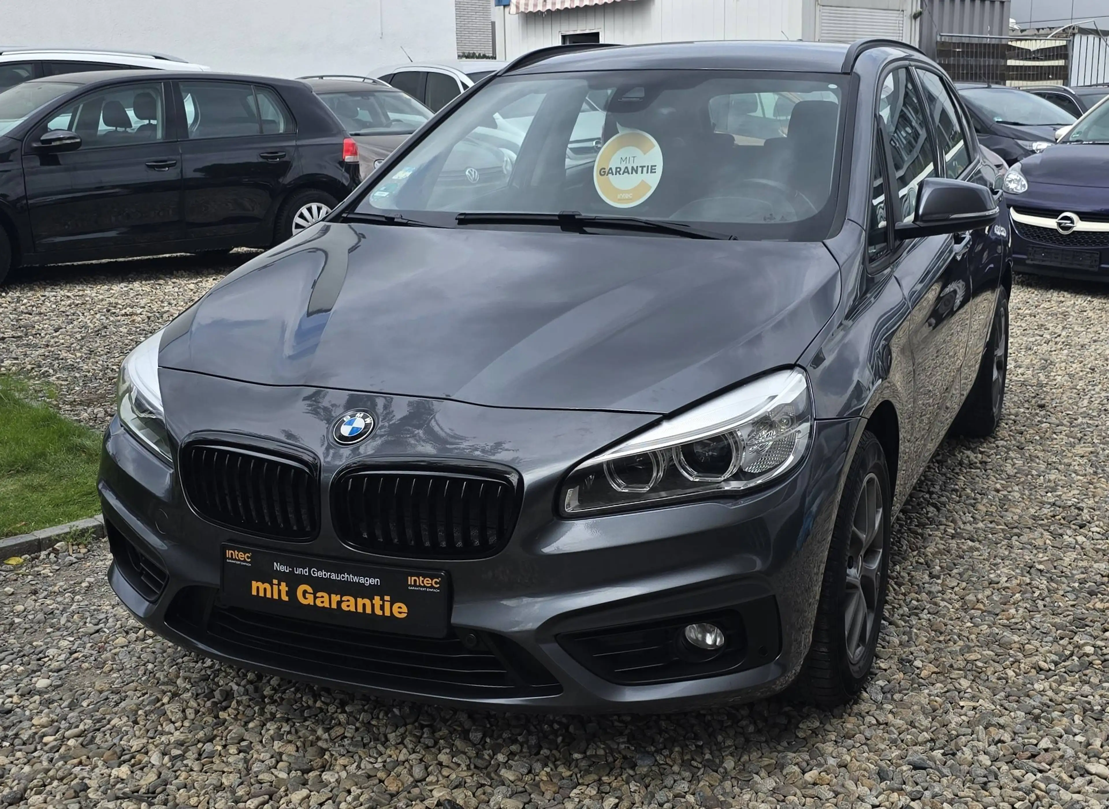 BMW 218 218 i Advantage — photo 11