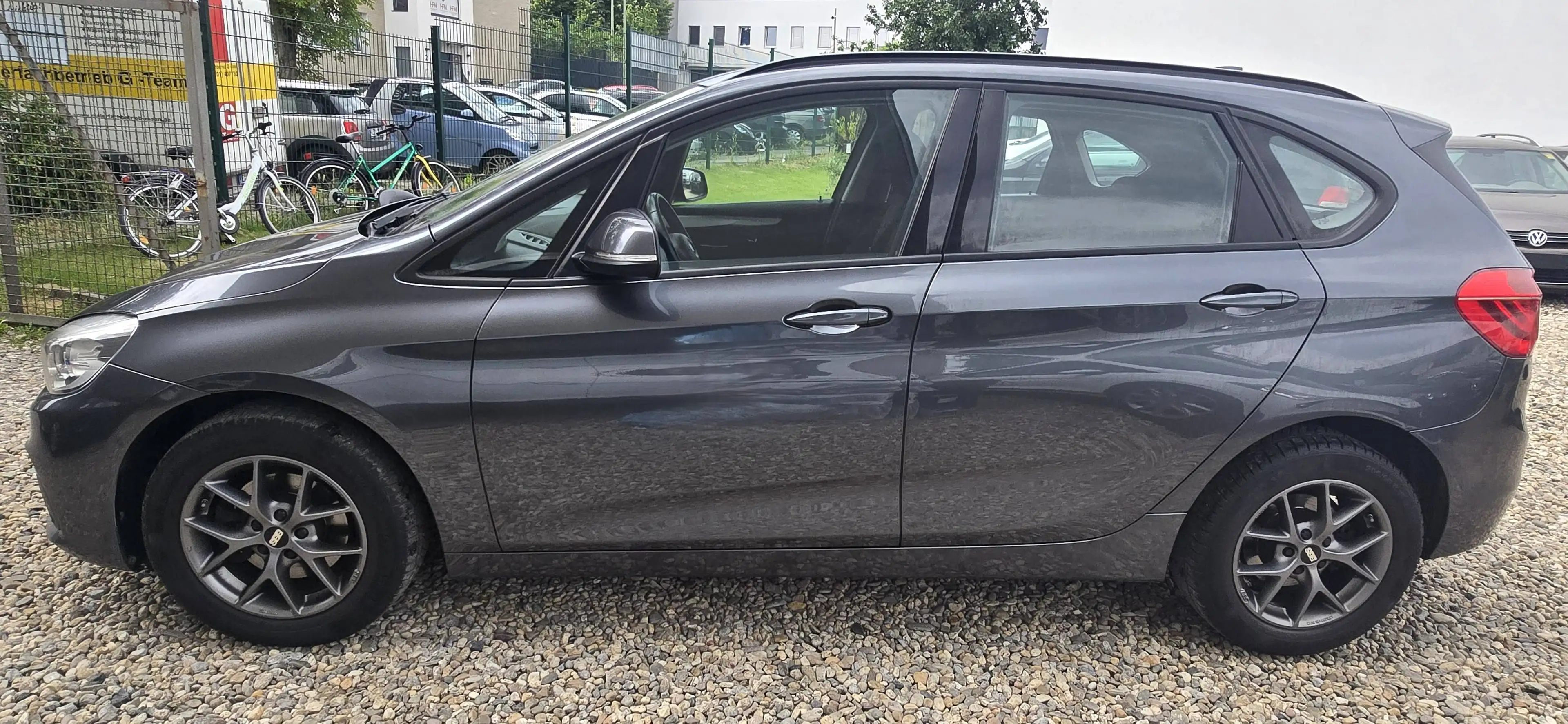 BMW 218 218 i Advantage — photo 10