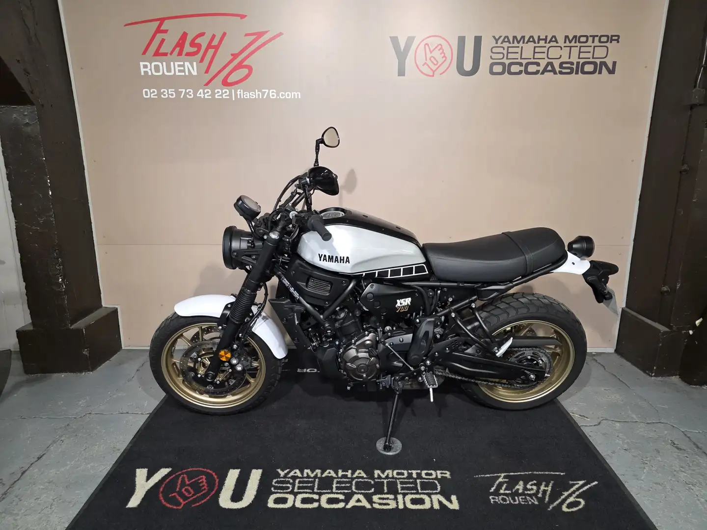 Yamaha XSR 700 Gris - 2