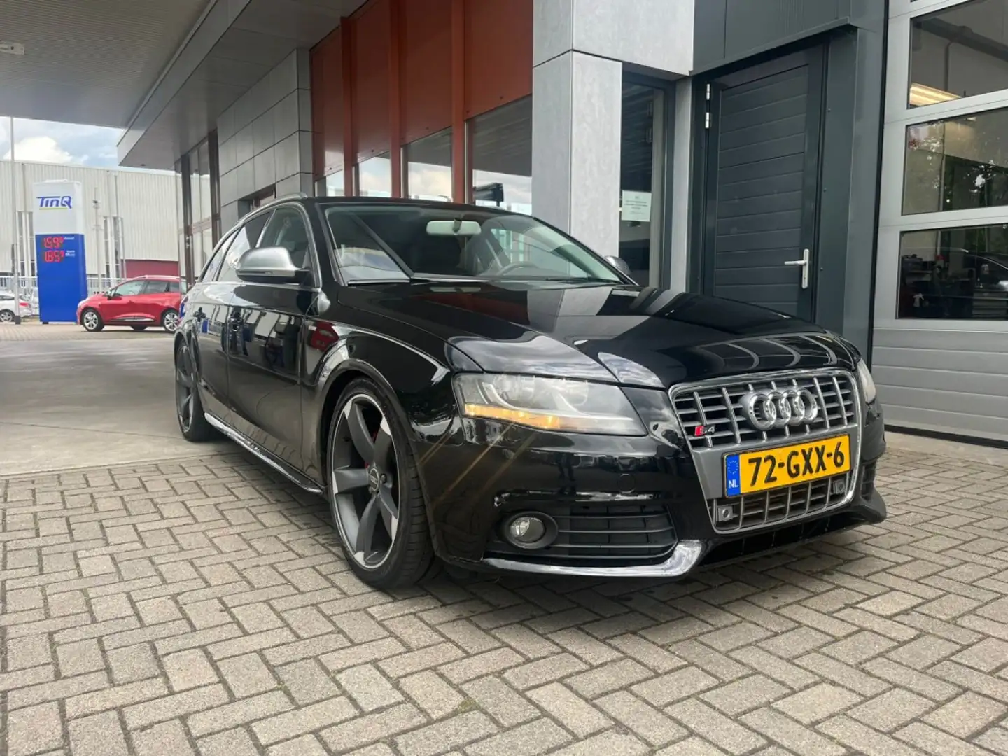 Audi A4 2.0 TDI PRO L. BNS Schwarz - 1