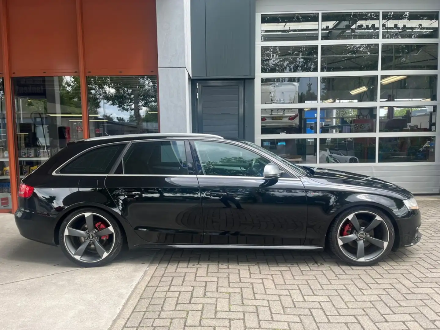 Audi A4 2.0 TDI PRO L. BNS Schwarz - 2