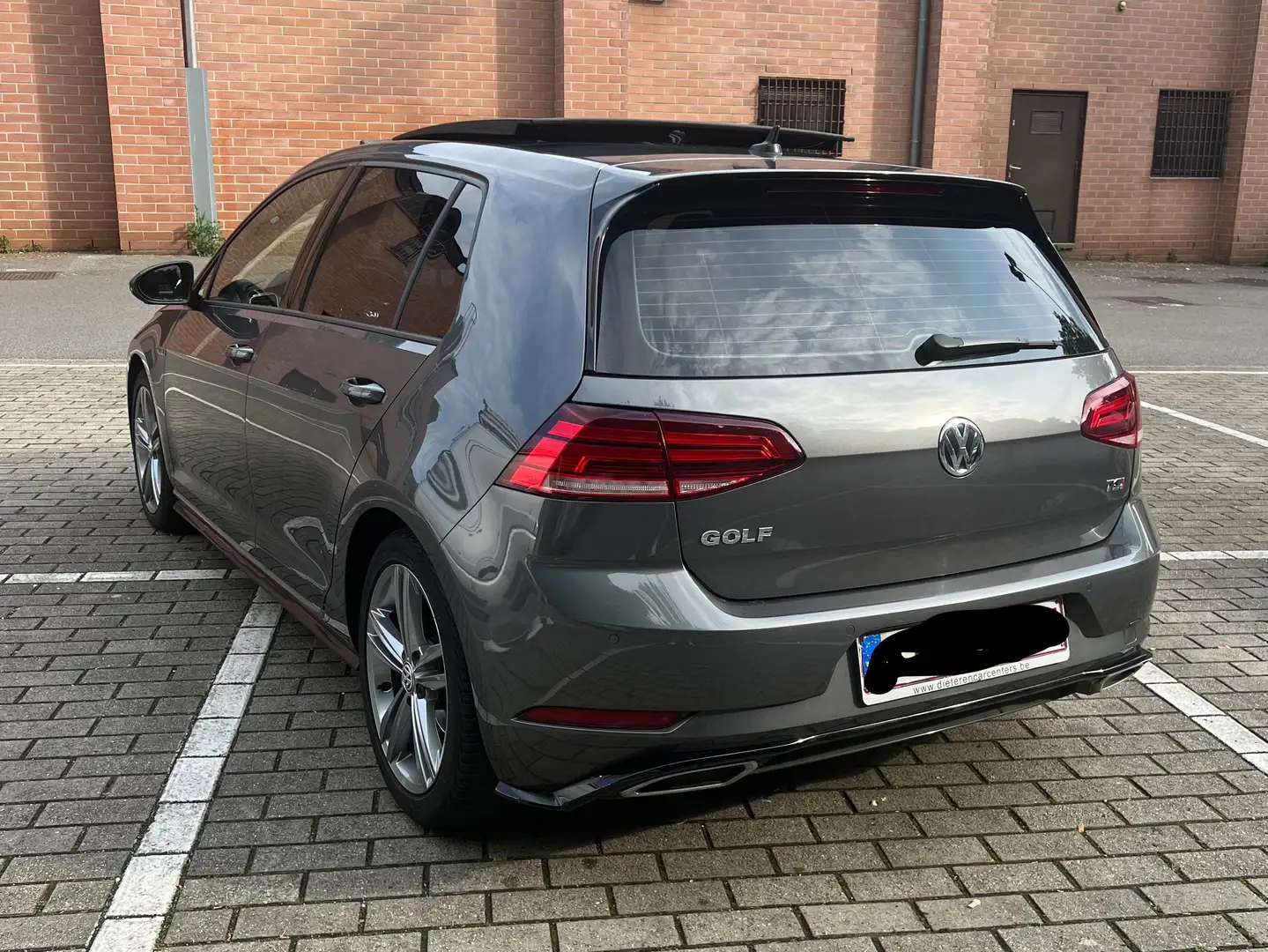 Volkswagen Golf Golf 1.4 TSI BMT DSG R Line Grijs - 2