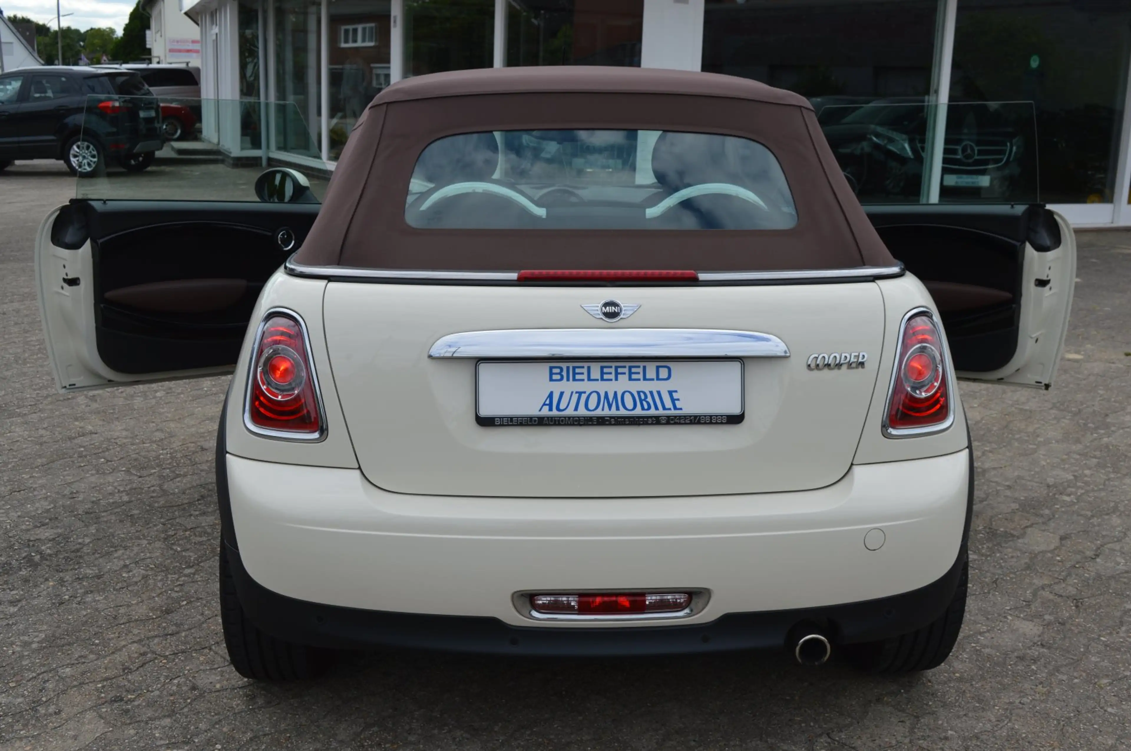 MINI Cooper Cabrio 1.6 16V Chili Leder/Navi/Xenon/SH/PDC/Alu 17 — photo 14