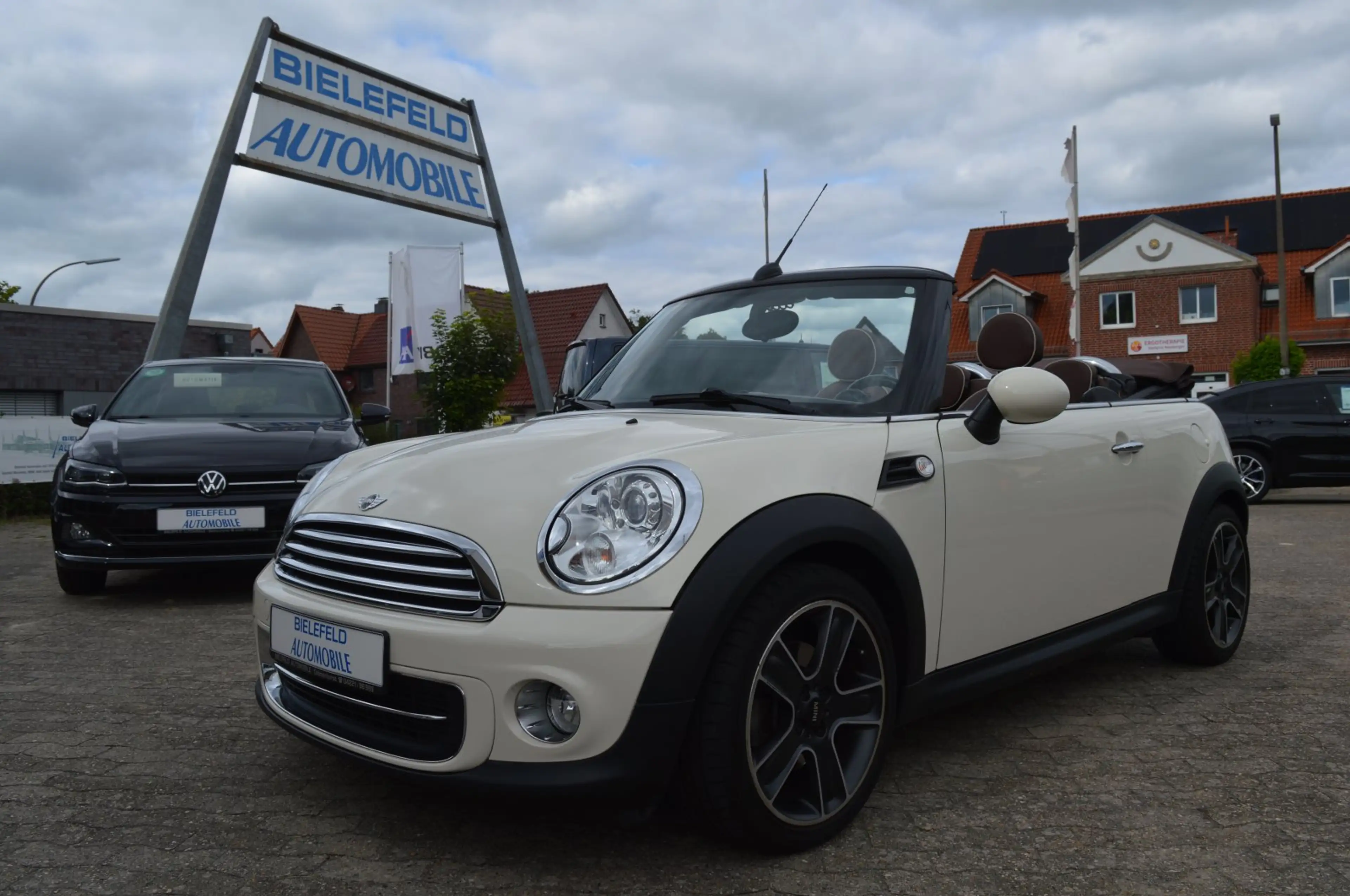 MINI Cooper Cabrio 1.6 16V Chili Leder/Navi/Xenon/SH/PDC/Alu 17 — photo 11