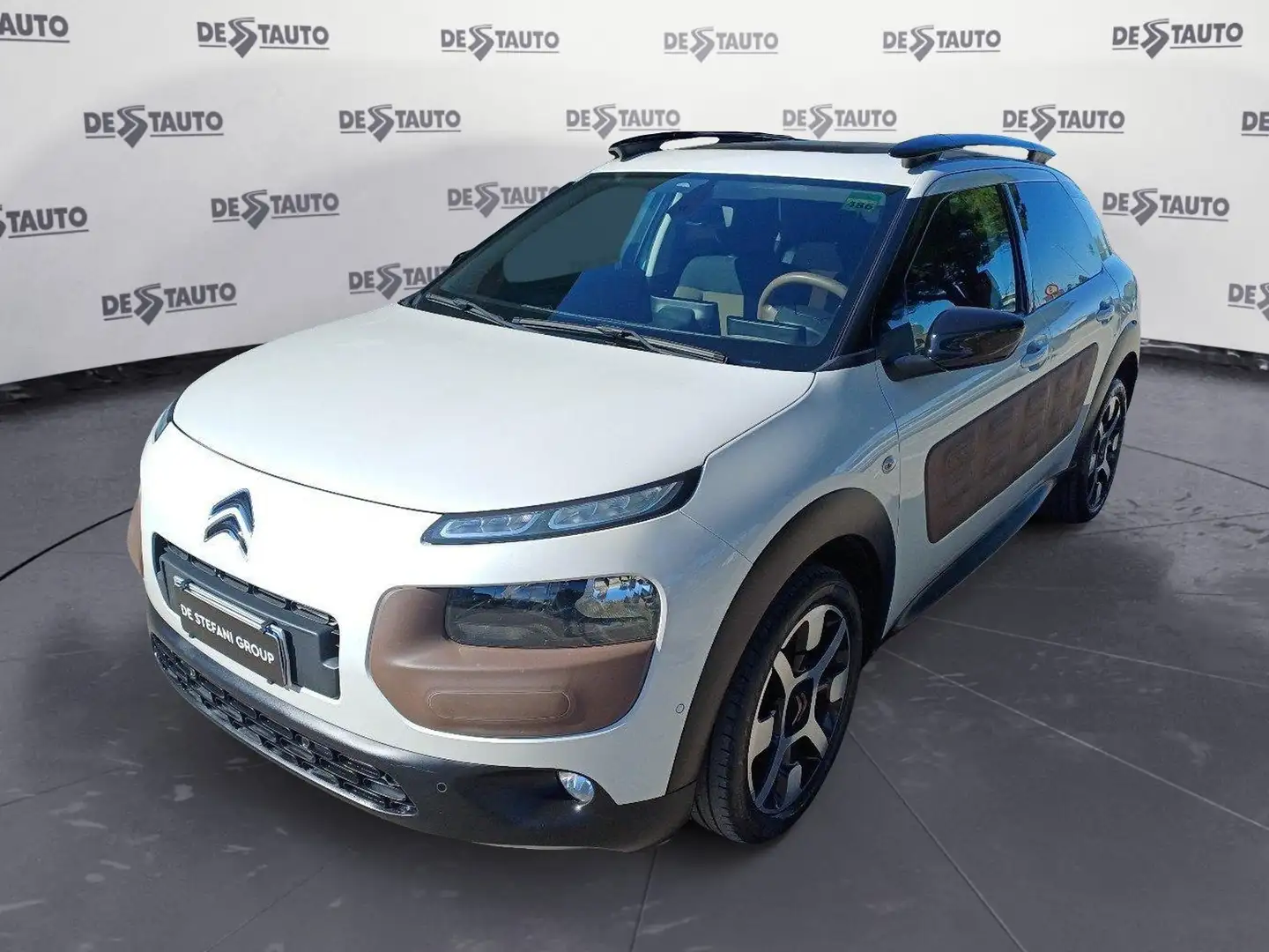 Citroen C4 Cactus C4 Cactus 1.2 puretech Feel 82cv E6 Blanc - 1