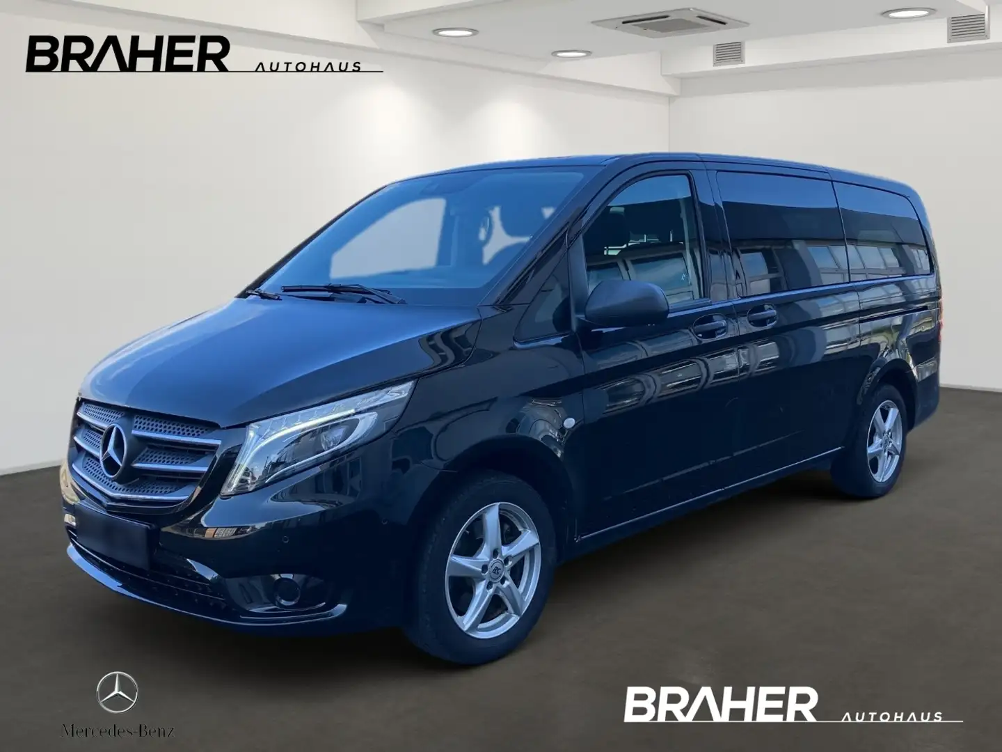 Mercedes-Benz Vito 114 CDI Tourer PRO Lang AHK AUT Navi RKam Noir - 1
