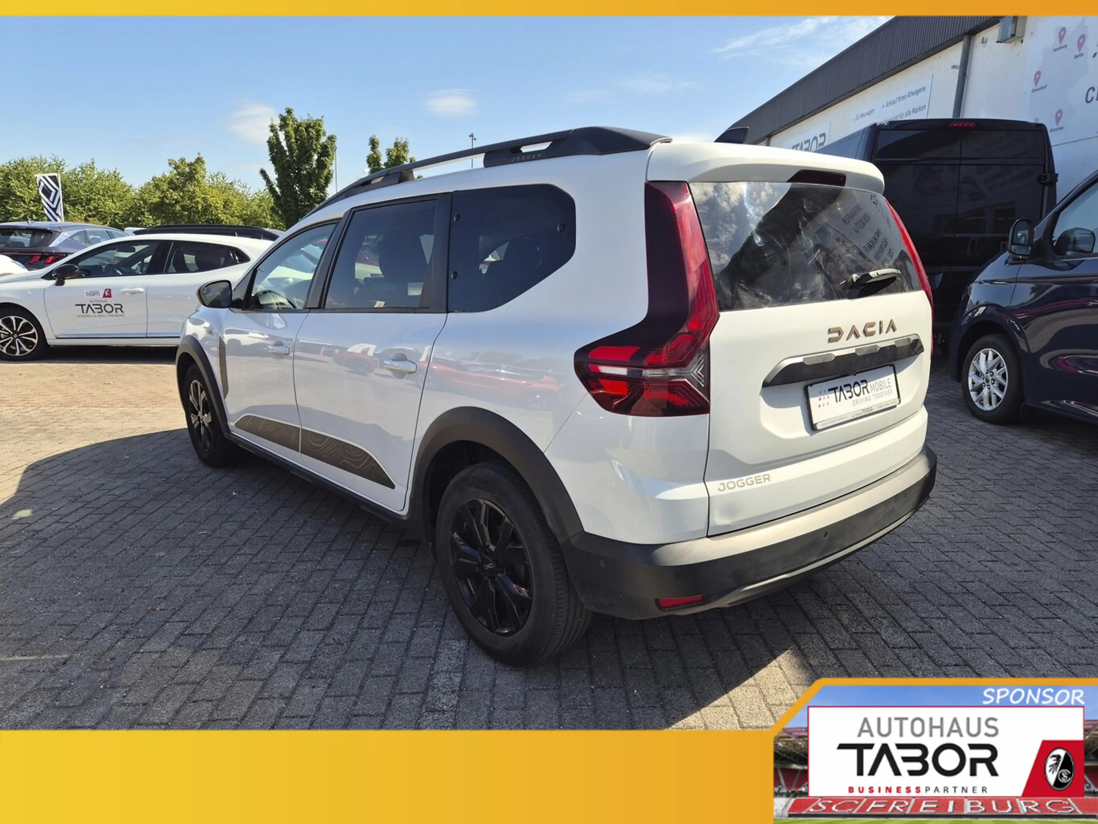Dacia Jogger 1.0 TCe 110 Extreme+ 7S Nav PDC Temp SHZ — photo 4