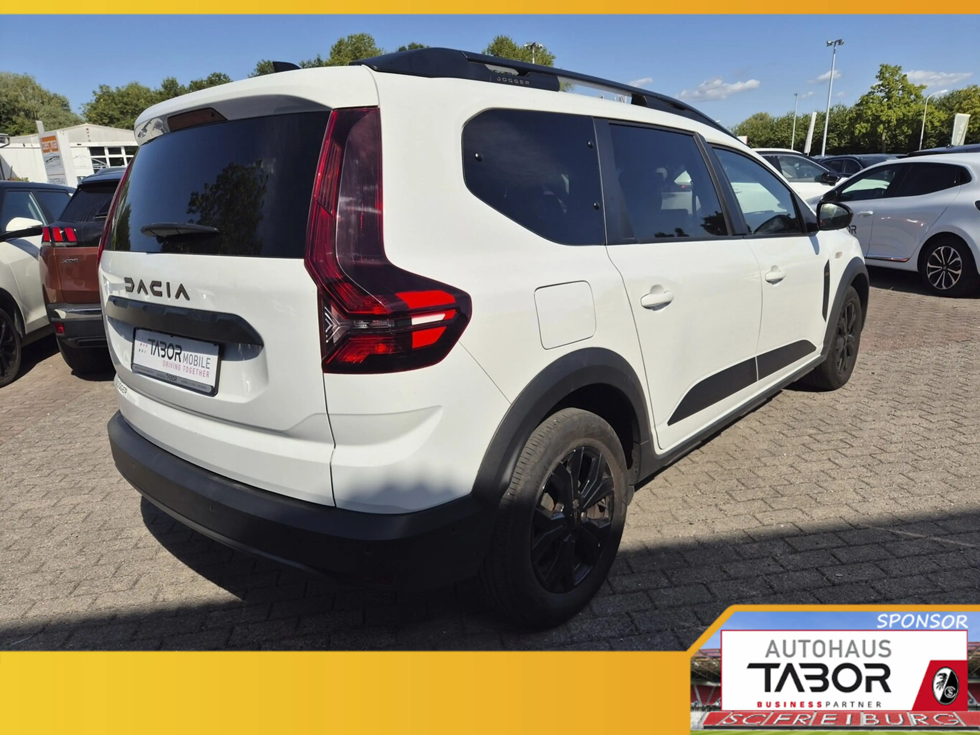 Dacia Jogger 1.0 TCe 110 Extreme+ 7S Nav PDC Temp SHZ — photo 3