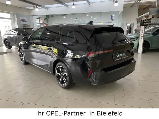 Opel Astra view 6