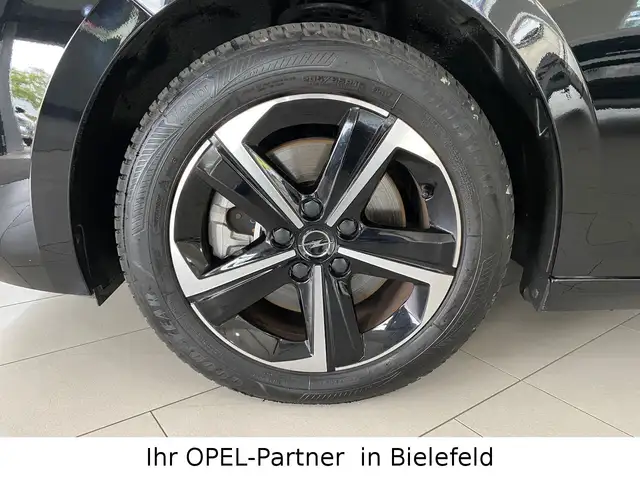 Opel Astra view 9
