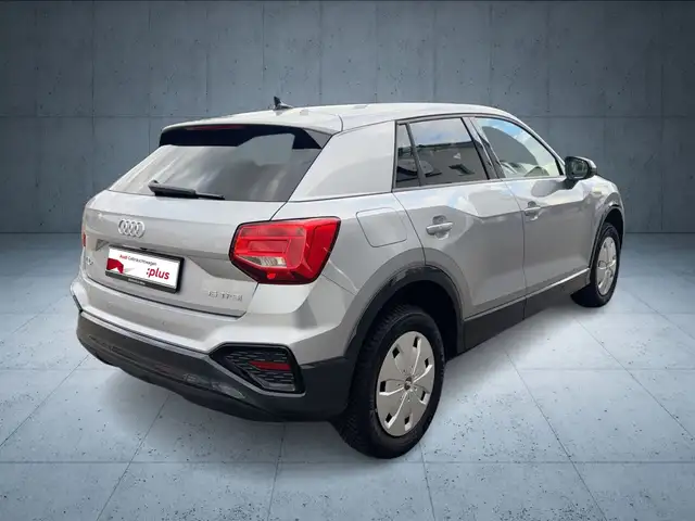 Audi Q2 view 5