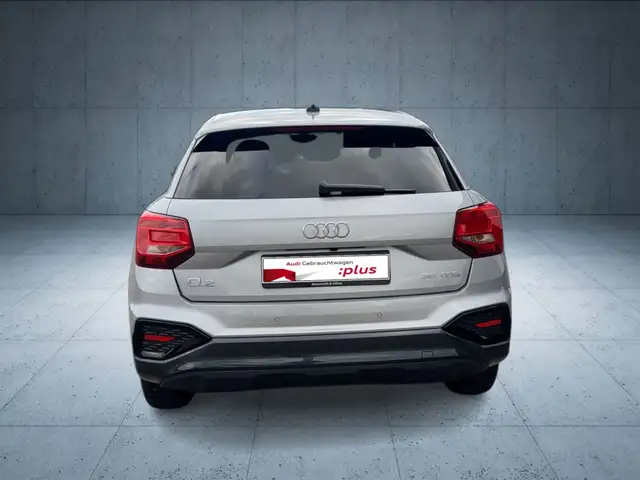 Audi Q2 view 4