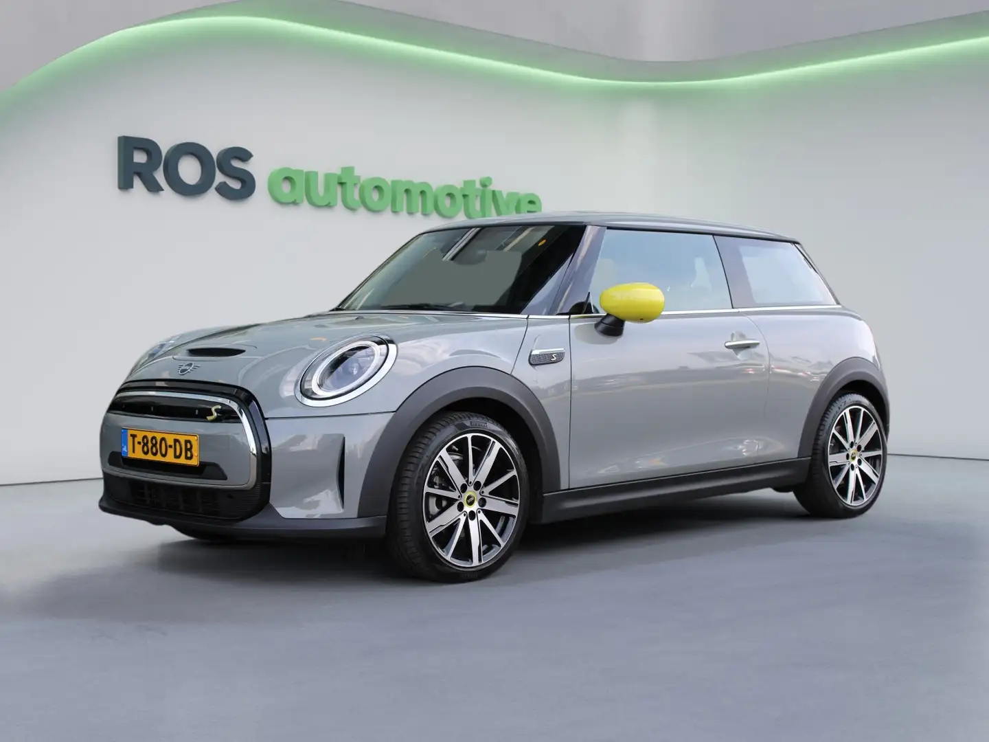 MINI Mini Electric Resolute Edition 33 kWh | UNION JACK Grey - 2