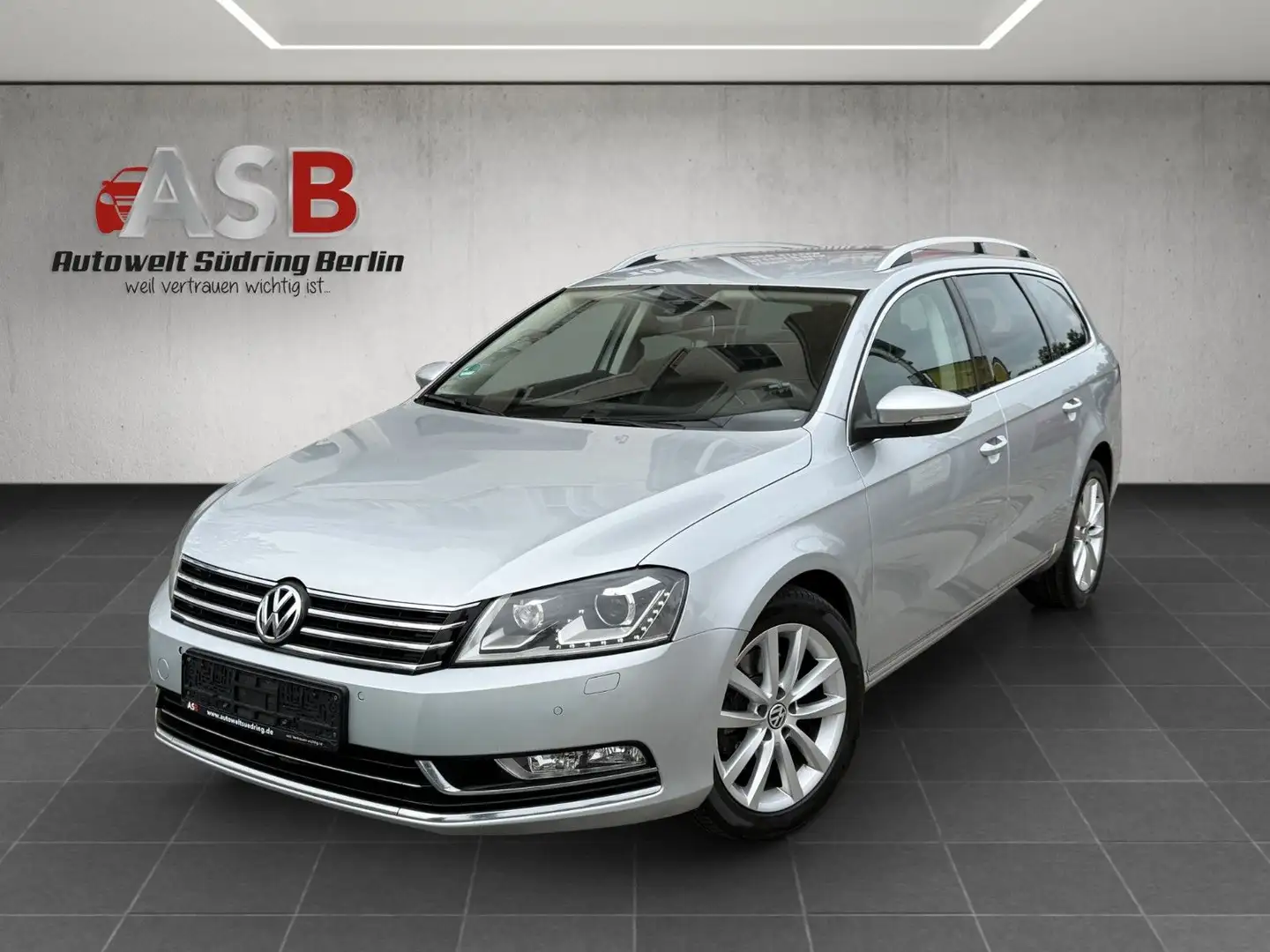 Volkswagen Passat Variant 20 TDI Highline BlueMotion*DSG* Silber - 1