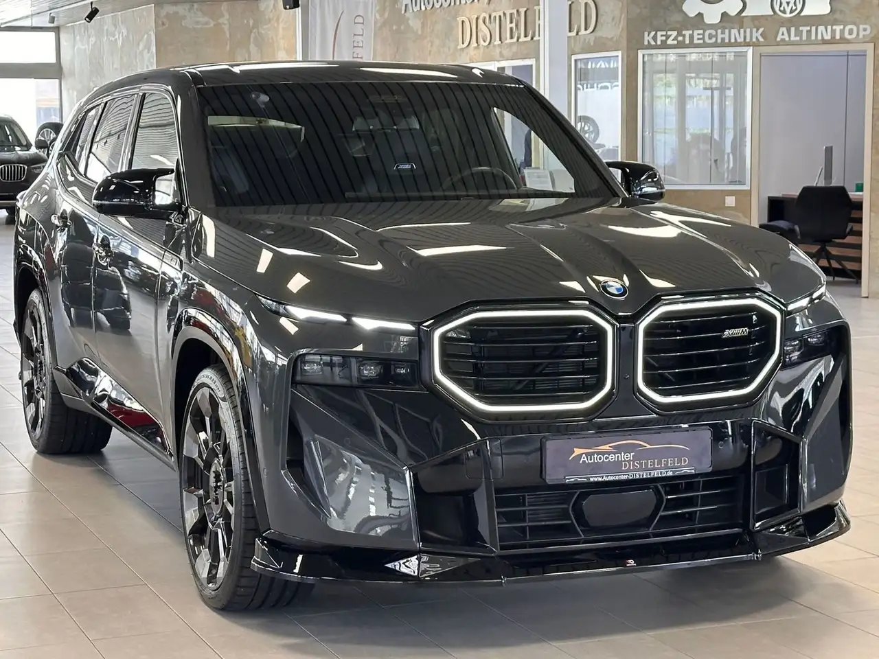 BMW XM
