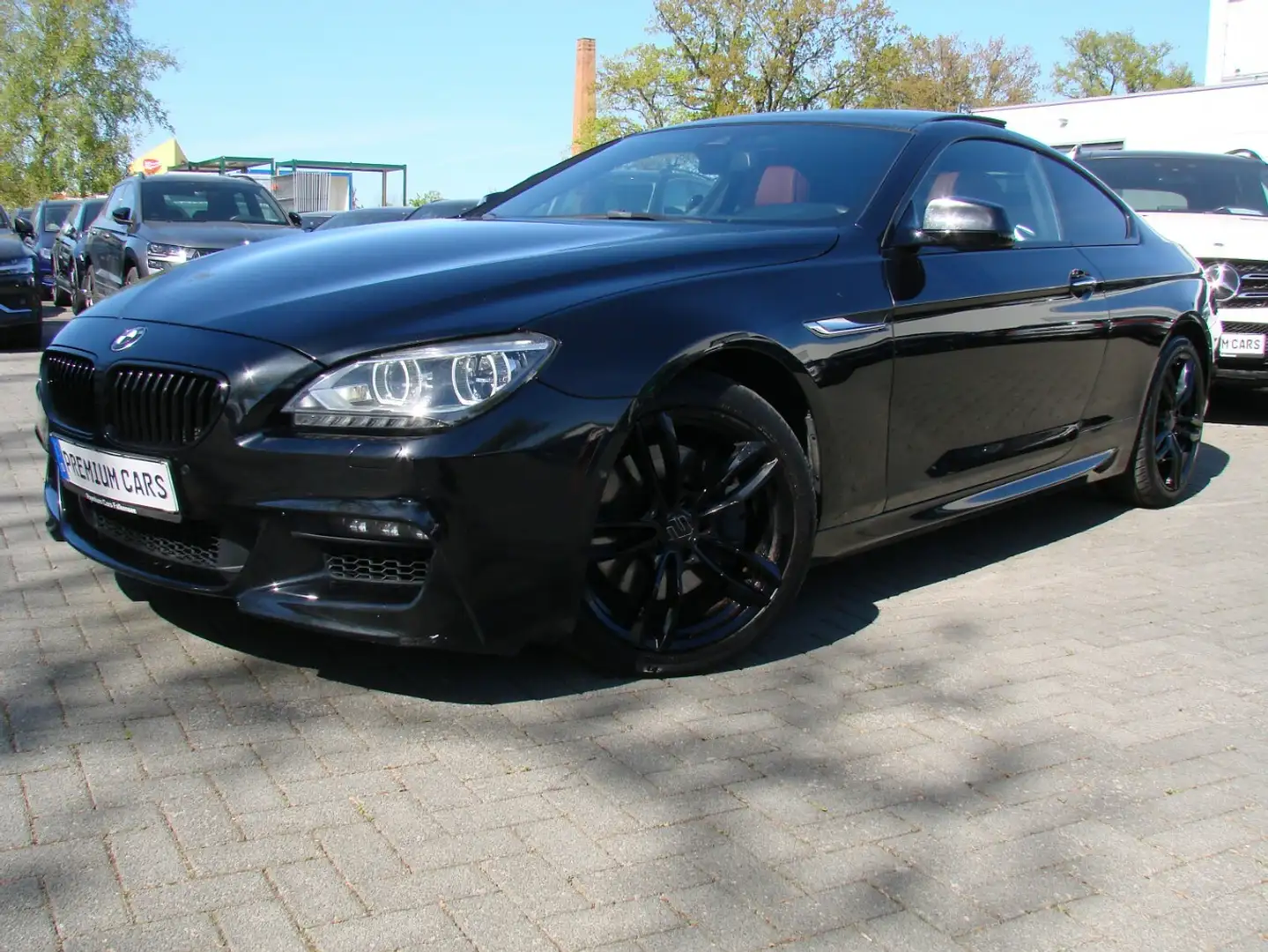 BMW 650 650i xDrive Coupé M Sport HeadUp Harman&Kardon Nav Schwarz - 2