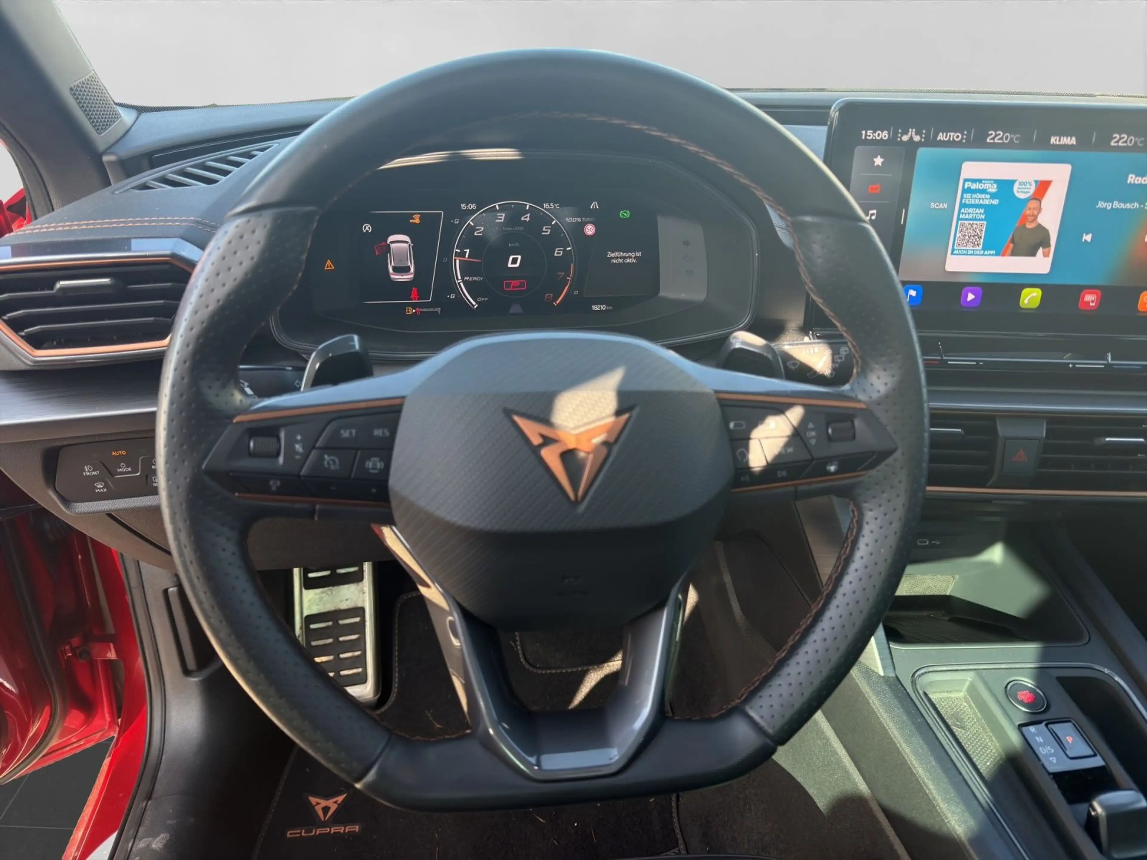 CUPRA Leon Sportstourer 2.0 TSI DSG VZ PANO MATRIX PDC — photo 9