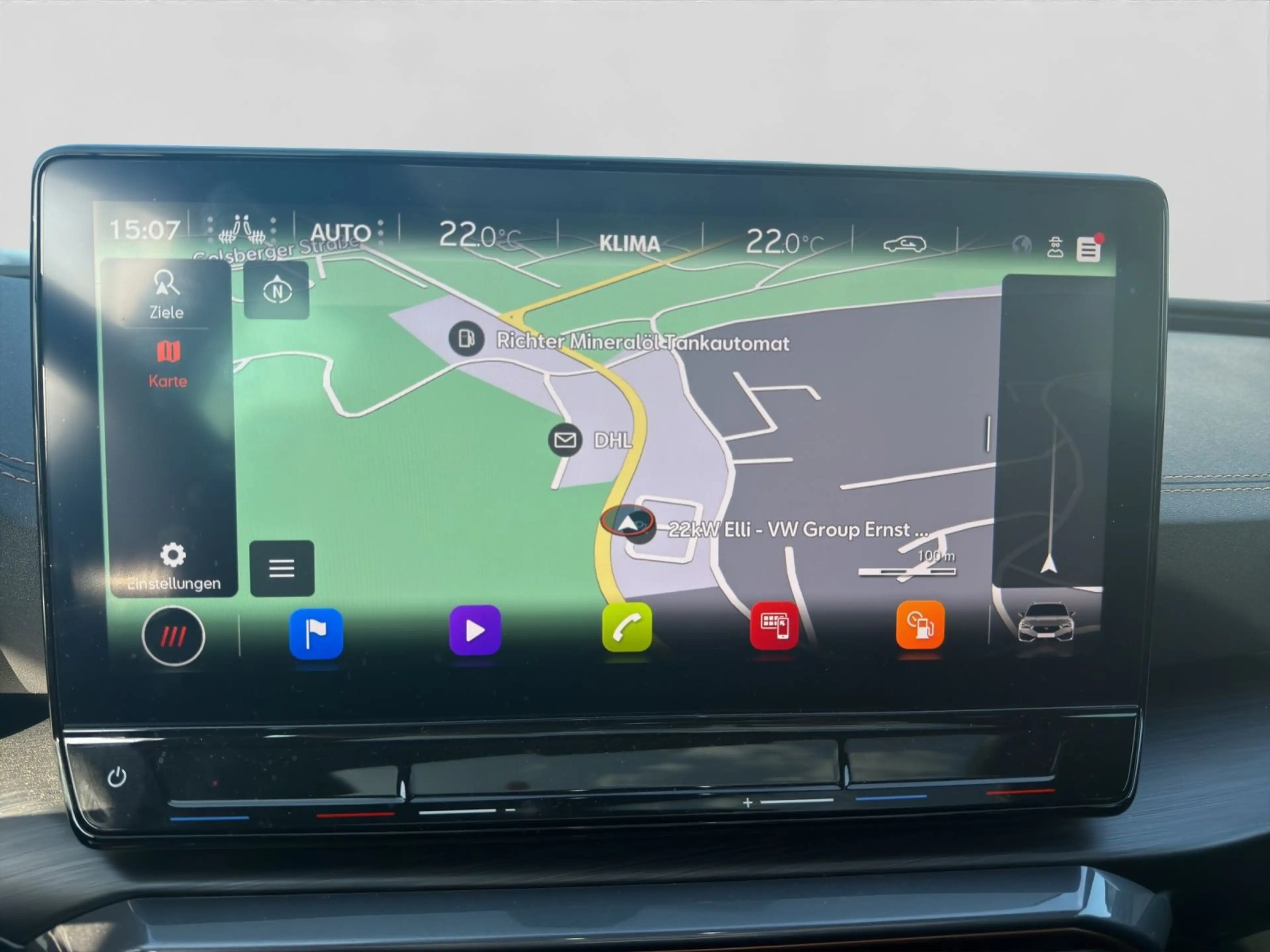 CUPRA Leon Sportstourer 2.0 TSI DSG VZ PANO MATRIX PDC — photo 12