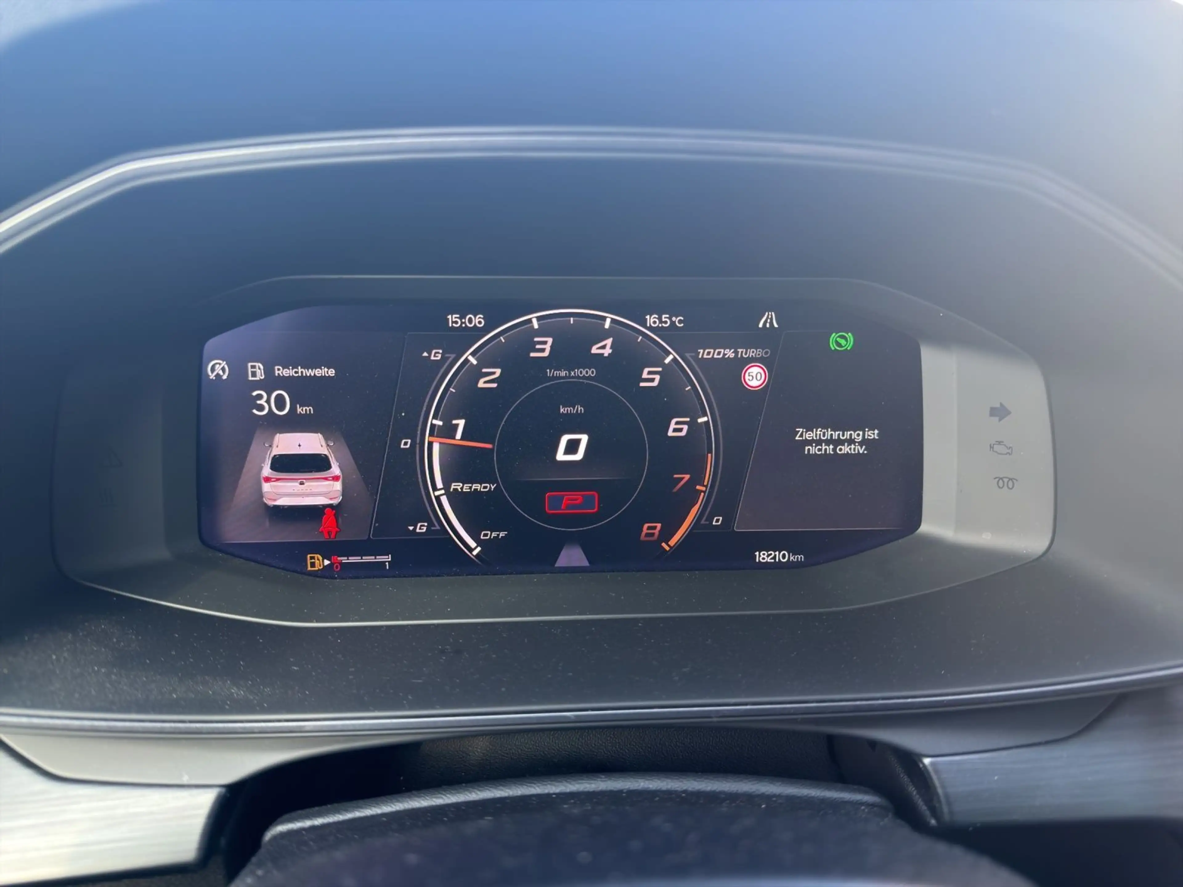 CUPRA Leon Sportstourer 2.0 TSI DSG VZ PANO MATRIX PDC — photo 10