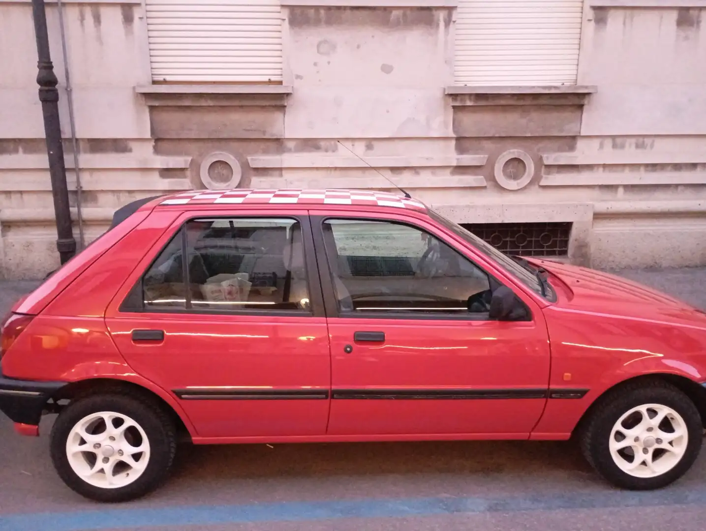 Ford Fiesta 5p 1.3 SX - 2