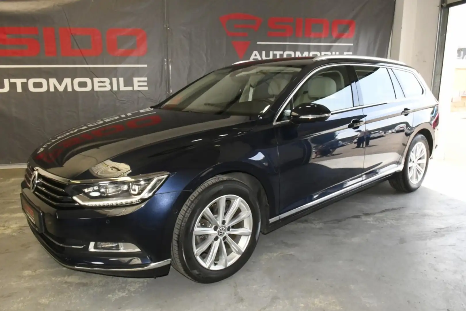Volkswagen Passat Variant ACC*KEY*VIRT*360CAM*TW*NAV*MASG Klima Navi Blau - 2