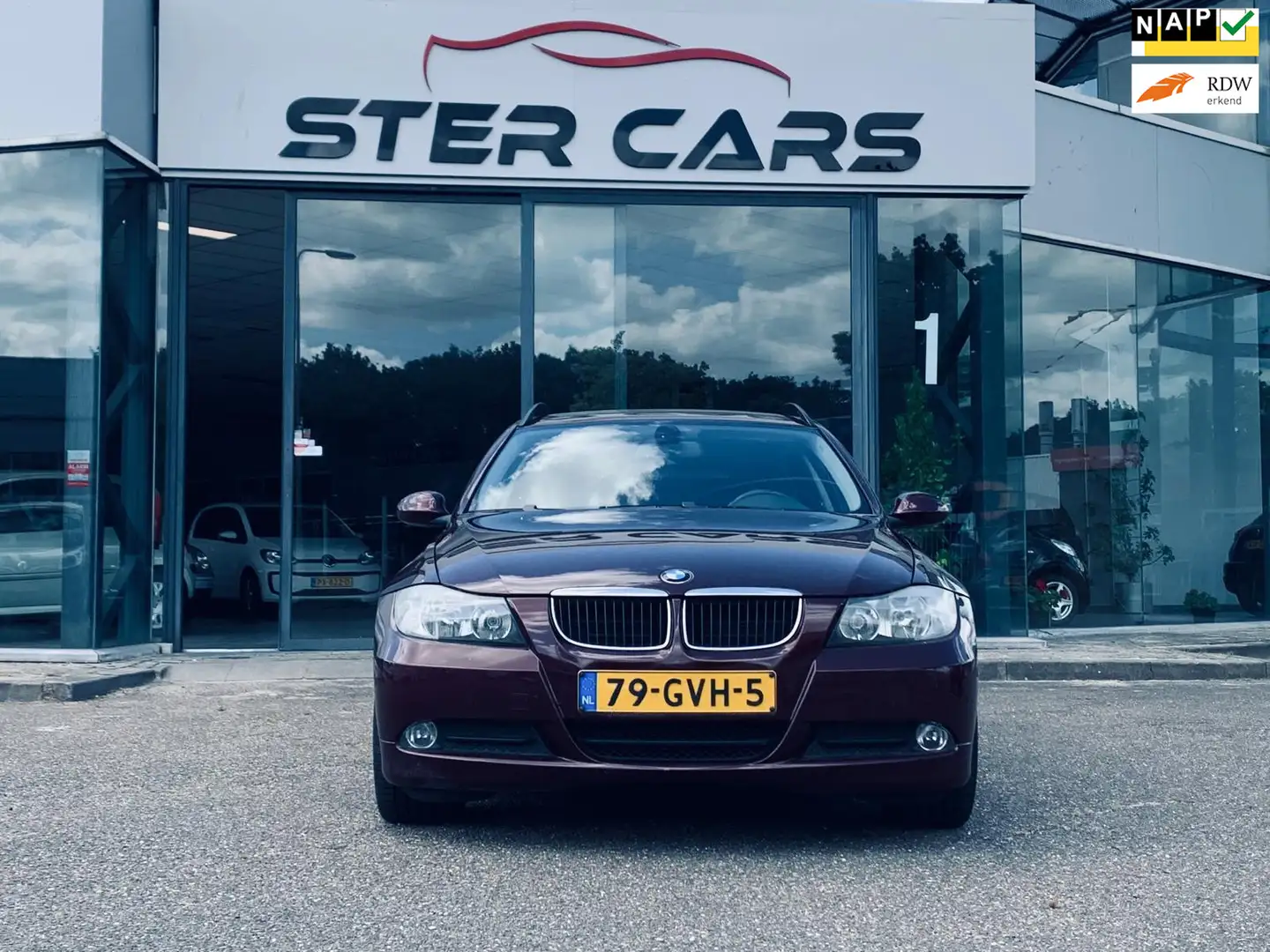 BMW 318 3-serie Touring 318i Executive, 1 Est Eigenaar, NA Rood - 1