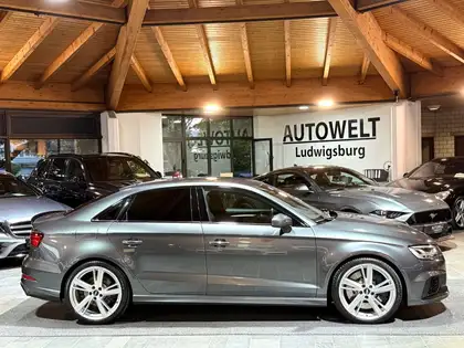 Annonce voiture d'occasion Audi RS3 - CARADIZE