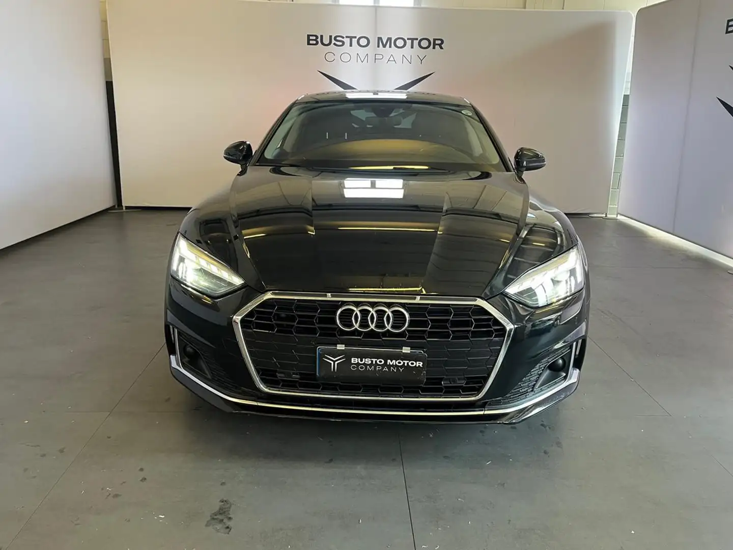Audi A5 SPB mhev 40 TDI S tronic 204 CV Noir - 2