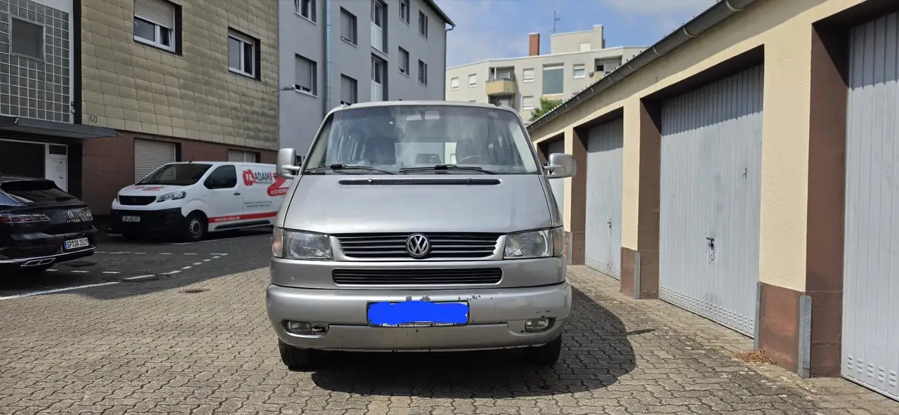 Volkswagen T4 Caravelle GL TDI 7DC2K2, foto 2