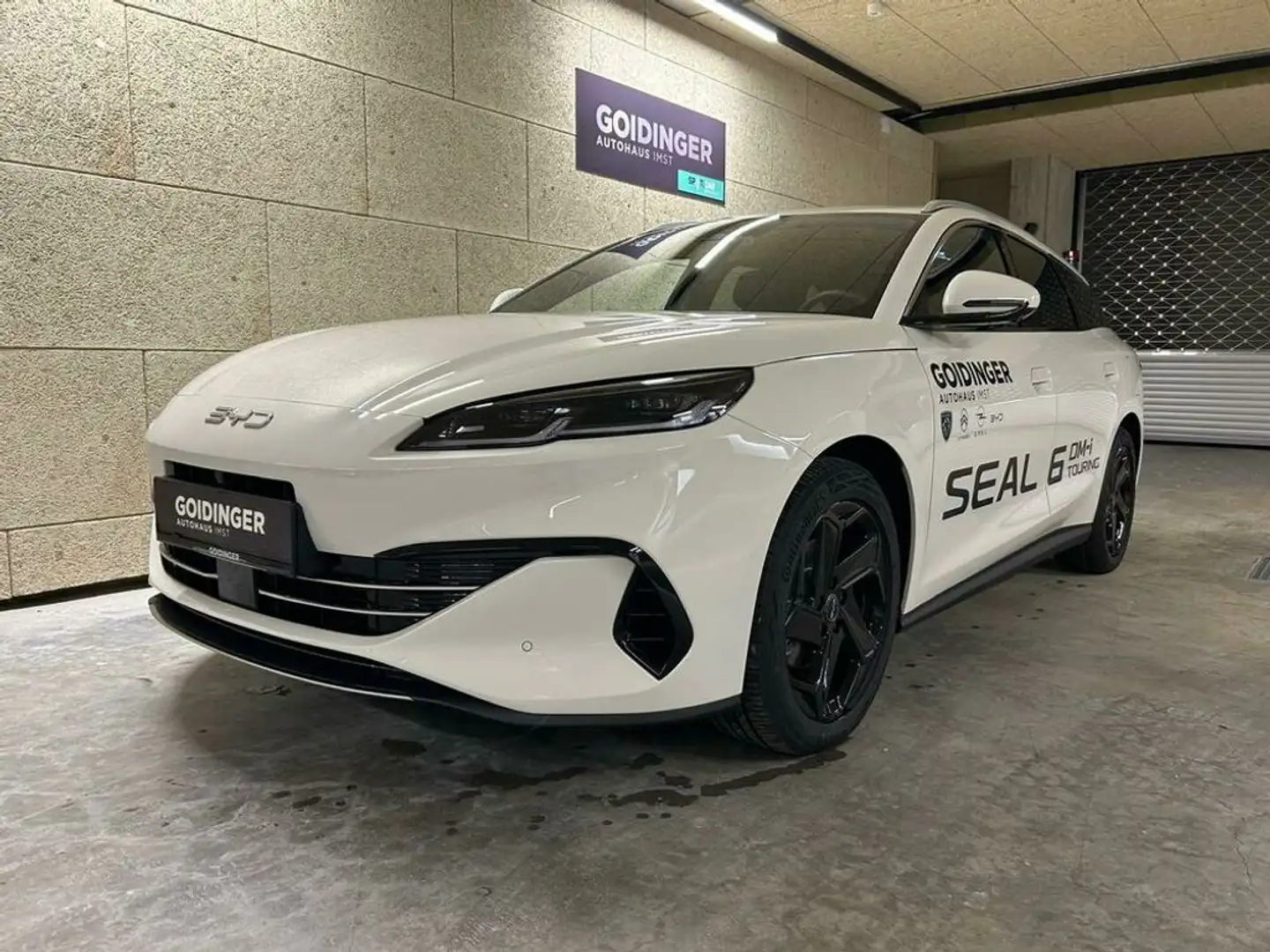 BYD Seal 6 BYD DM-i Touring Comfort Lite Beige - 1