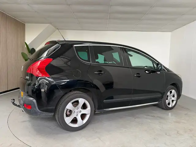 Peugeot 3008 view 7