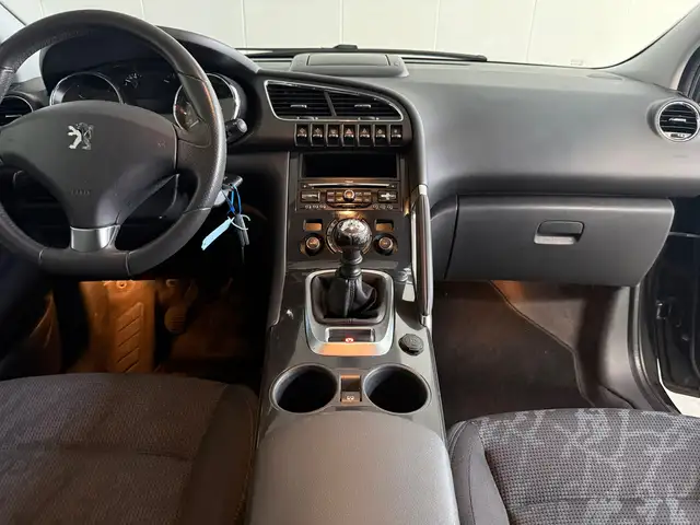 Peugeot 3008 view 15