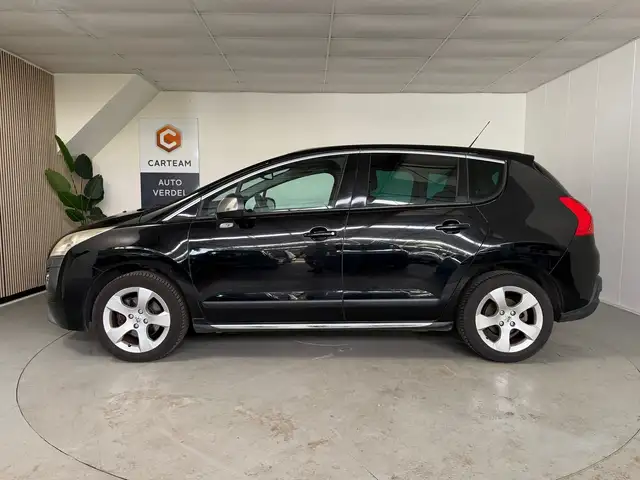 Peugeot 3008 view 5