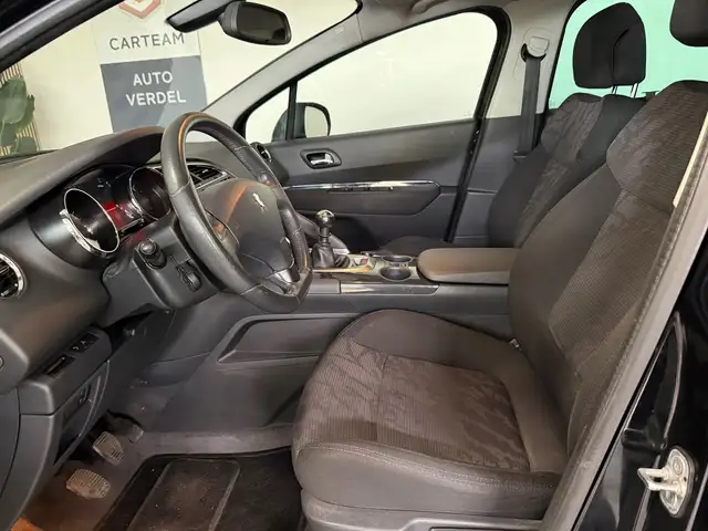 Peugeot 3008 view 13
