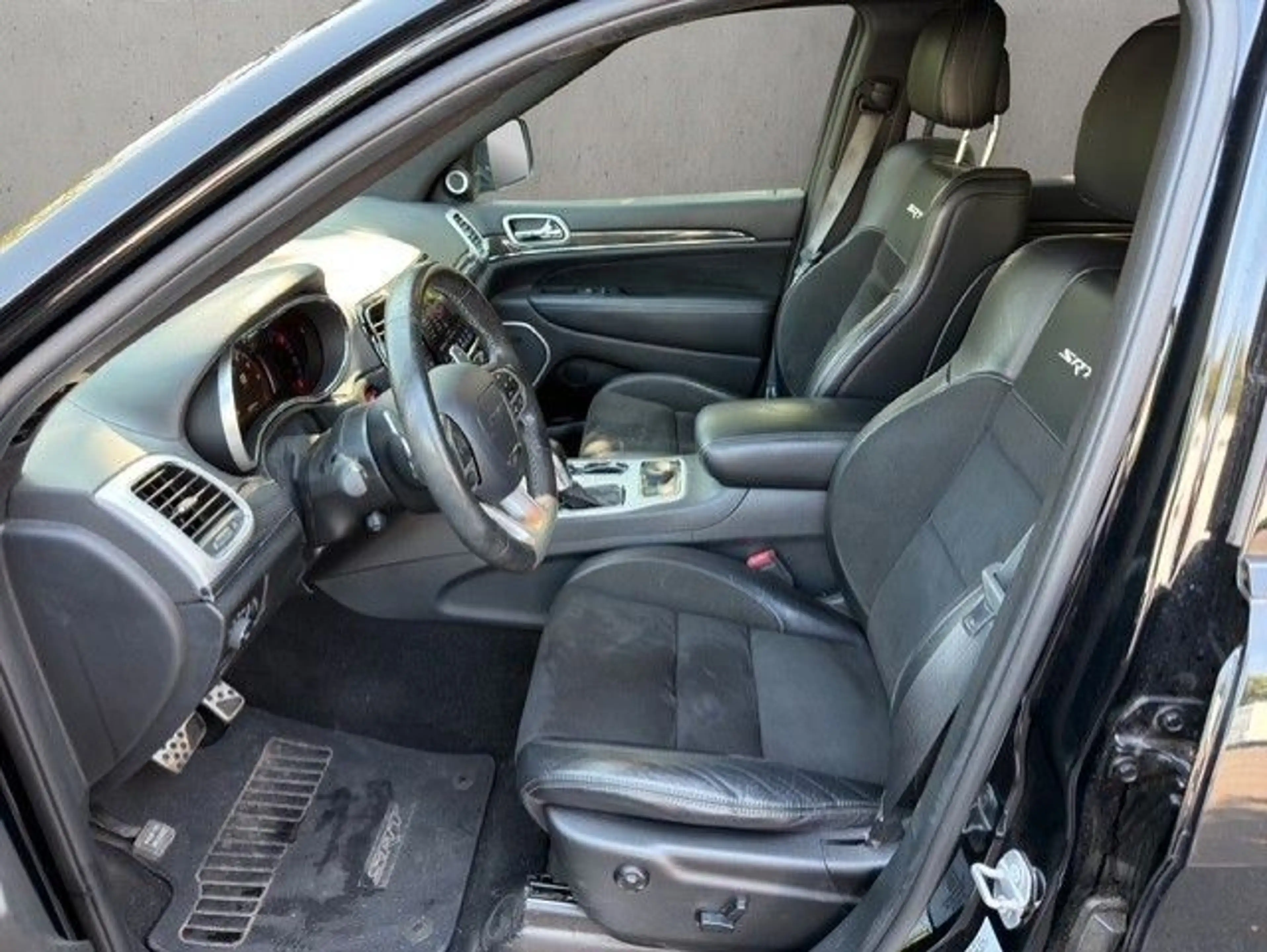 Jeep Grand Cherokee 6.4 V8 HEMI SRT+H/K+Carbon — photo 12
