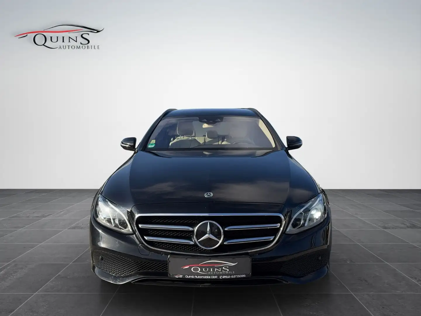 Mercedes-Benz E 220 E -Klasse T-Modell E 220 d 4Matic  AHK CAM Schwarz - 2