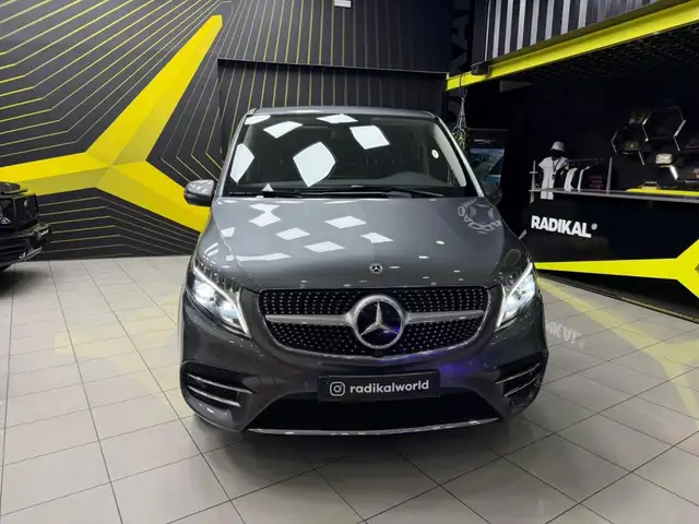 Mercedes-Benz V